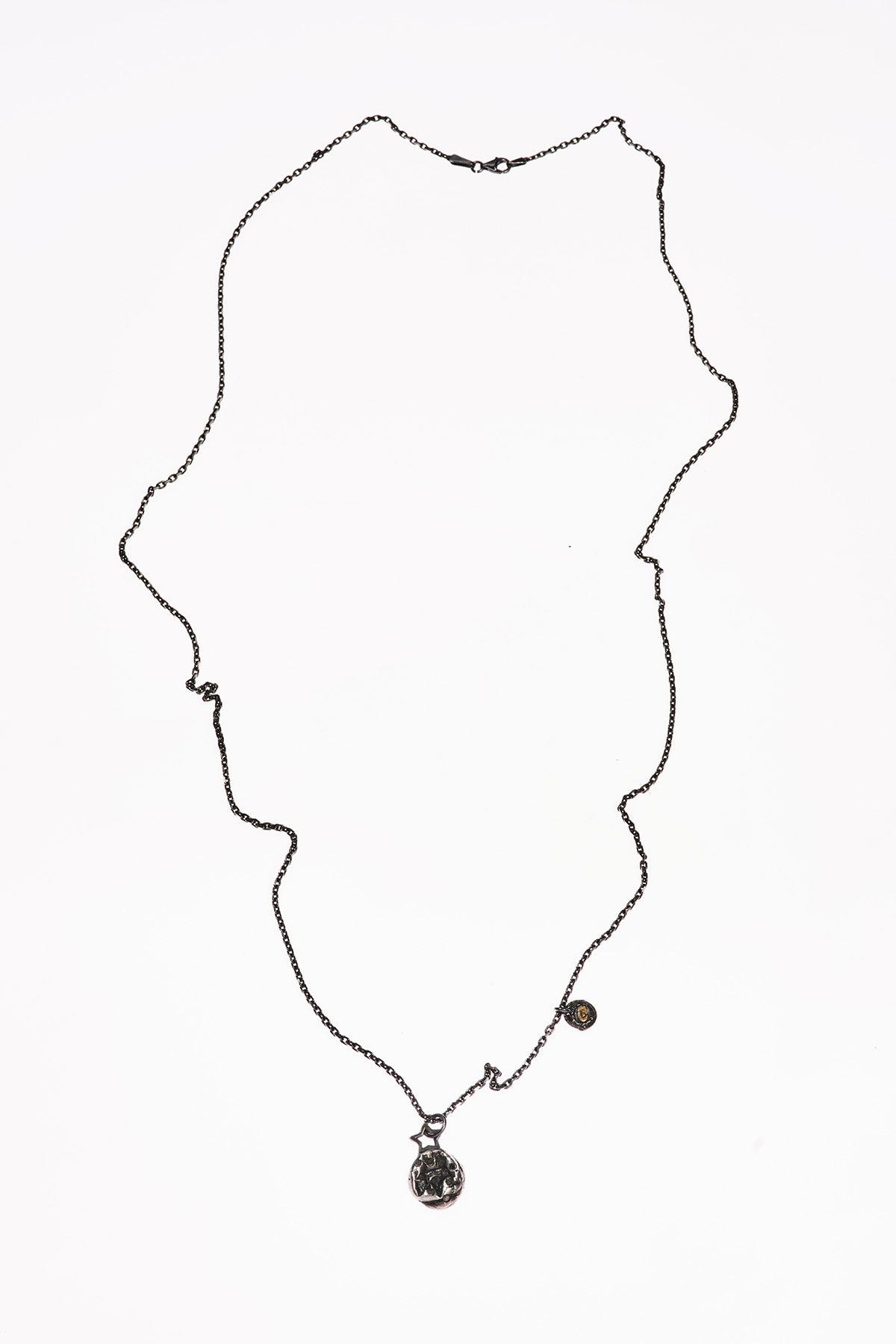 Lakier Elmaslı Kolye