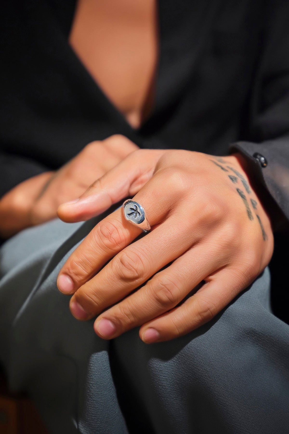 Earl Oksitli Gümüş Yüzük